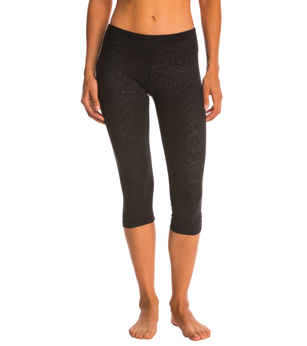 Balance Collection Embossed Flat Waist Capris